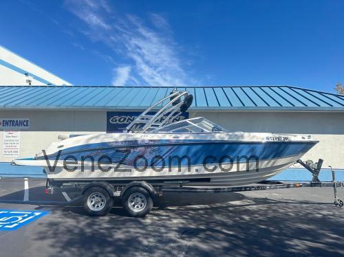 Tekniset tiedot ja arvostelut